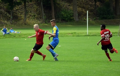 Sparing: HURAGAN - Pogoń Lwówek 0:2 (0:1)