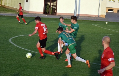 Sparing: GKS Tarnovia - HURAGAN 4:2 (3:1)