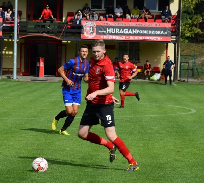 V kolejka ligowa: HURAGAN - Sokół Pniewy 5:2 (4:0)