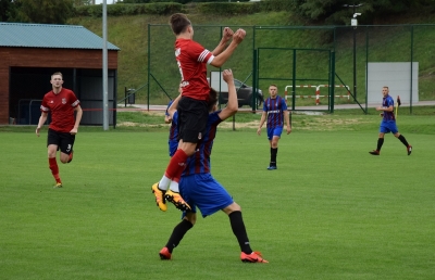 V kolejka ligowa: HURAGAN - Sokół Pniewy 5:2 (4:0)