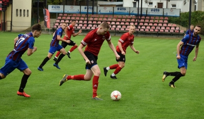 V kolejka ligowa: HURAGAN - Sokół Pniewy 5:2 (4:0)