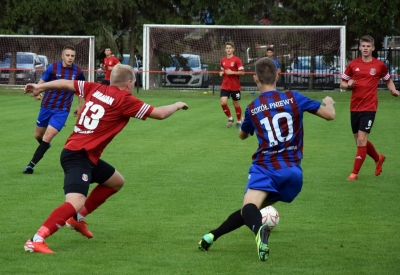 V kolejka ligowa: HURAGAN - Sokół Pniewy 5:2 (4:0)