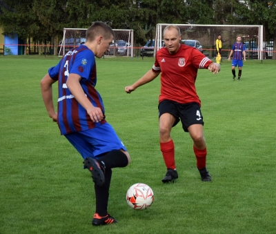 V kolejka ligowa: HURAGAN - Sokół Pniewy 5:2 (4:0)