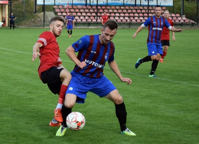 V kolejka ligowa: HURAGAN - Sokół Pniewy 5:2 (4:0)