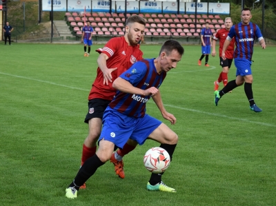 V kolejka ligowa: HURAGAN - Sokół Pniewy 5:2 (4:0)