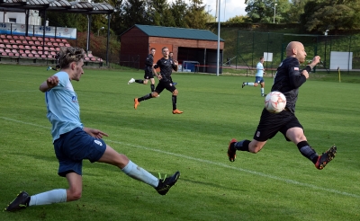 IX kolejka ligowa: HURAGAN - GLKS Wysoka 2:0 (0:0)