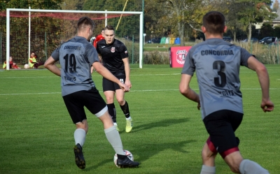 XI kolejka ligowa: HURAGAN - Concordia Murowana Goślina 0:1 (0:0)