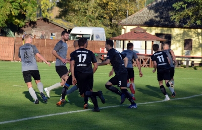 XI kolejka ligowa: HURAGAN - Concordia Murowana Goślina 0:1 (0:0)