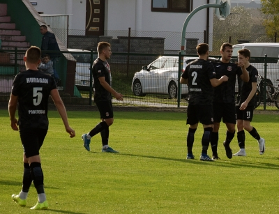 XII kolejka ligowa: Zjednoczeni Trzemeszno - HURAGAN 3:1 (1:1)