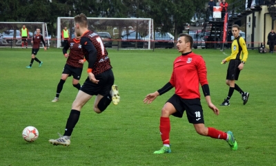 XIII kolejka ligowa: HURAGAN - Zamek Gołańcz 3:2 (1:0)