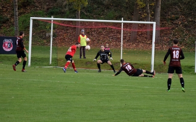 XIII kolejka ligowa: HURAGAN - Zamek Gołańcz 3:2 (1:0)