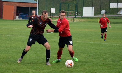 XIII kolejka ligowa: HURAGAN - Zamek Gołańcz 3:2 (1:0)