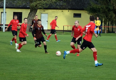 XIII kolejka ligowa: HURAGAN - Zamek Gołańcz 3:2 (1:0)