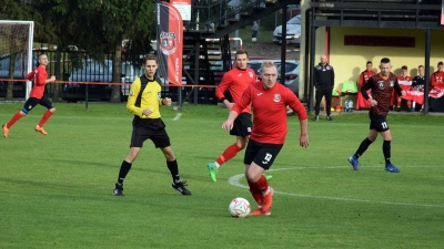 XIII kolejka ligowa: HURAGAN - Zamek Gołańcz 3:2 (1:0)