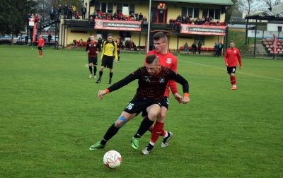 XIII kolejka ligowa: HURAGAN - Zamek Gołańcz 3:2 (1:0)