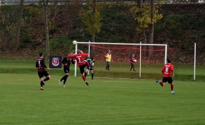 XIII kolejka ligowa: HURAGAN - Zamek Gołańcz 3:2 (1:0)