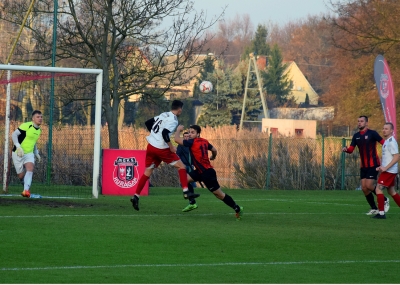 XV kolejka ligowa: HURAGAN - Czarni Czerniejewo 5:3 (1:2)