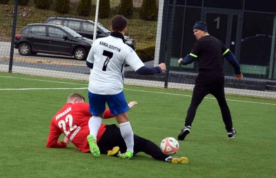 Sparing: Kania Gostyń - HURAGAN 0:3 (0:1)	