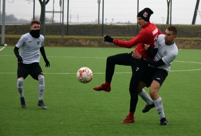 Sparing: Przemysław Poznań - HURAGAN 2:2 (2:2)	