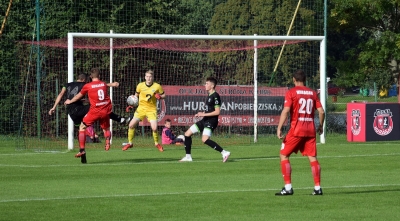 VII kolejka ligowa: HURAGAN - Noteć Czarnków 2:0 (0:0)