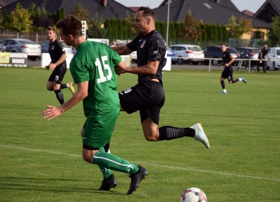 VIII kolejka ligowa: Lechia Kostrzyn - HURAGAN 0:2 (0:2)	