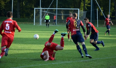 X kolejka ligowa: Sparta Złotów - HURAGAN 0:3 (0:1)