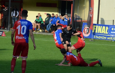 XIII kolejka ligowa: HURAGAN - Polonia Chodzież 0:1 (0:0)