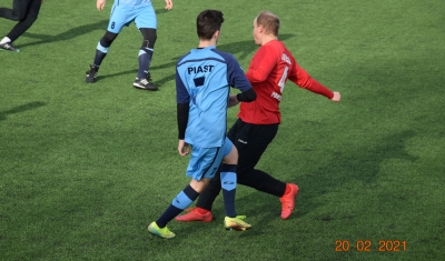 Sparing: Piast Kobylnica - HURAGAN 1:2 (1:0)	