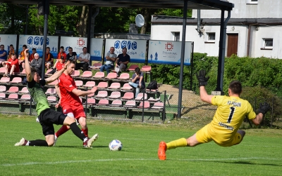 XXXI kolejka ligowa: HURAGAN - Pogoń Łobżenica 2:0 (2:0)