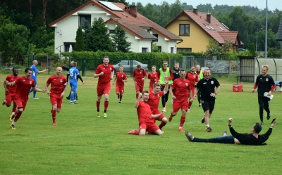 XXXIII kolejka ligowa: Orkan Śmiłowo - HURAGAN 0:2 (0:0)	