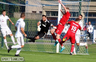 IV kolejka ligowa: Mieszko Gniezno - HURAGAN 2:1 (2:1)	