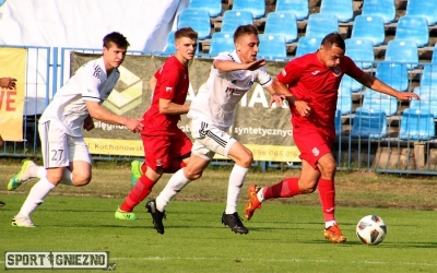 IV kolejka ligowa: Mieszko Gniezno - HURAGAN 2:1 (2:1)	