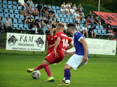 VII kolejka ligowa: HURAGAN - Unia Swarzędz 1:2 (0:2)	