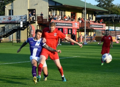 VII kolejka ligowa: HURAGAN - Unia Swarzędz 1:2 (0:2)	