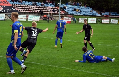 VIII kolejka ligowa: HURAGAN - SKP Słupca 2:2 (2:0)	