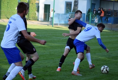 XI kolejka ligowa: Korona Piaski - HURAGAN 0:1 (0:1)	