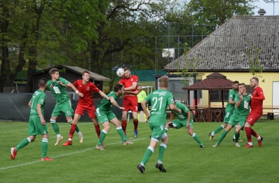 XXXI kolejka ligowa: HURAGAN - Kotwica Kórnik 2:3 (1:0)	