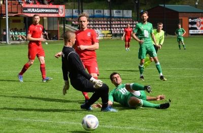 XXXI kolejka ligowa: HURAGAN - Kotwica Kórnik 2:3 (1:0)	