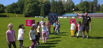 Grupy przedszkolne i szkolne z wizytacją na stadionie!