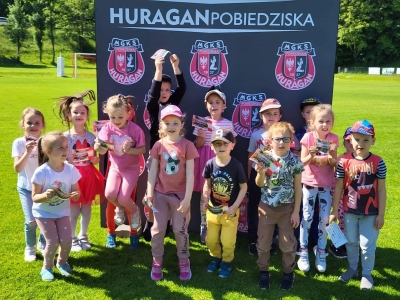 Grupy przedszkolne i szkolne z wizytacją na stadionie!