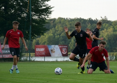 Sparing: HURAGAN - Kujawianka Izbica Kujawska 4:3 (1:1)