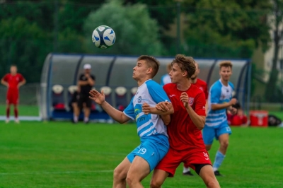 IV kolejka ligowa: Warta Międzychód - HURAGAN 0:2 (0:2)