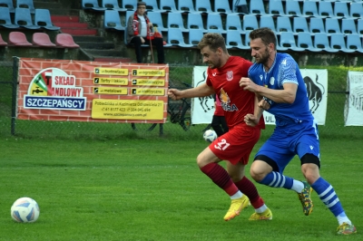 IX kolejka ligowa: HURAGAN - Lipno Stęszew 1:2 (1:1)	