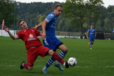 IX kolejka ligowa: HURAGAN - Lipno Stęszew 1:2 (1:1)	