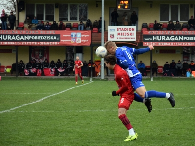 IV kolejka ligowa: HURAGAN - Centra Ostrów Wlkp. 2:0 (1:0)