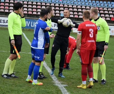 IV kolejka ligowa: HURAGAN - Centra Ostrów Wlkp. 2:0 (1:0)