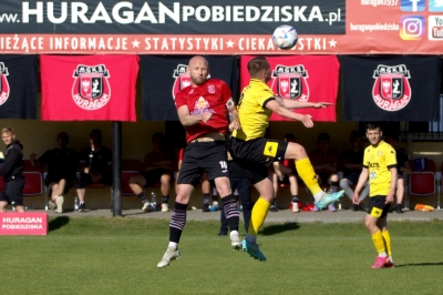 XXXI kolejka ligowa: HURAGAN - Nielba Wągrowiec 2:3 (2:2)	