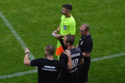 I kolejka ligowa: HURAGAN - Centra Ostrów Wlkp. 2:0 (2:0)	