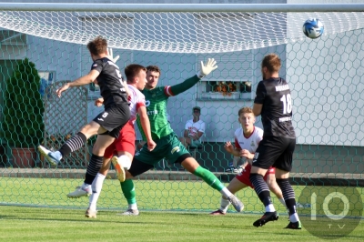 IV kolejka ligowa: Tarnovia Tarnowo Podgórne - HURAGAN 0:2 (0:2)	