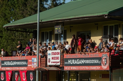 V kolejka ligowa: HURAGAN - Pogoń Łobżenica 4:0 (1:0)	